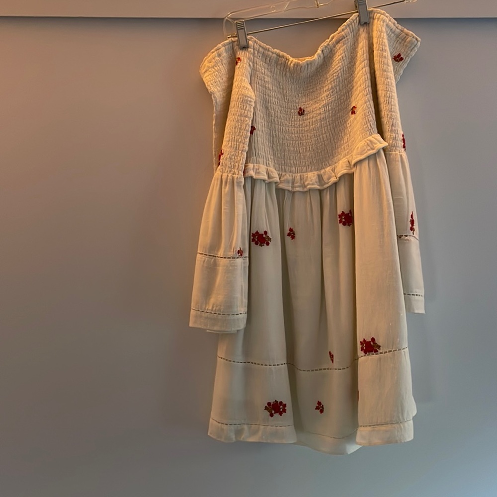 Free people white dress with embroidered flowers